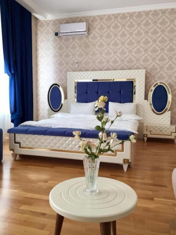 Баку: Old Tower Hotel Baku