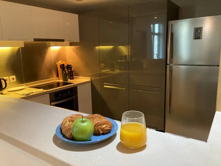 Дубай: Amazing stay at Claren Tower Downtown Dubai