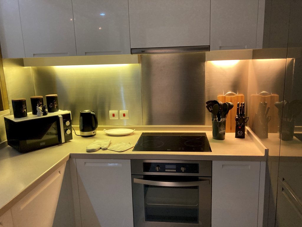 Дубай: Amazing stay at Claren Tower Downtown Dubai