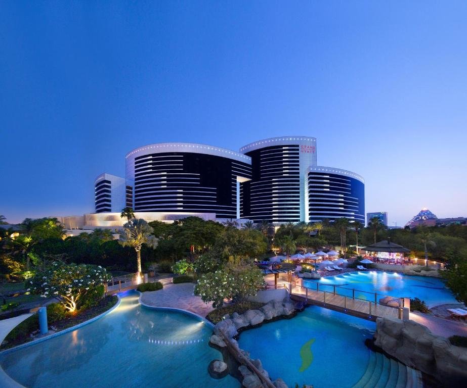 Grand Hyatt Residence — фото 1