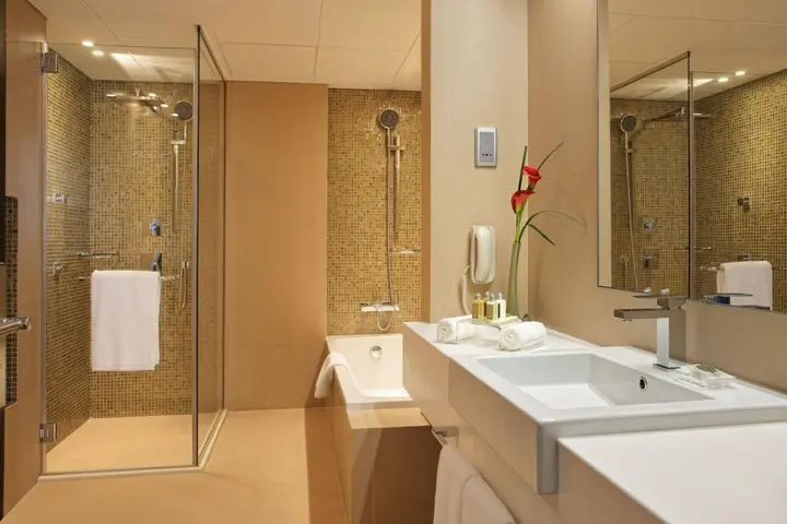 Дубай: Cosmopolitan Hotel Dubai - Al Barsha