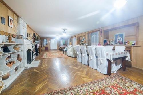 Зугдиди: Zugdidi House