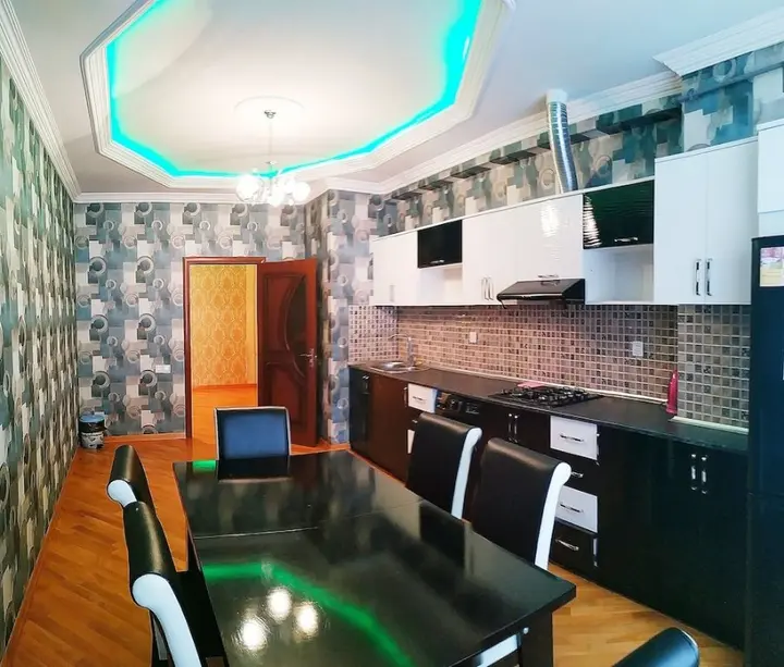 Баку: Bakuvi Tourist Apartment B091