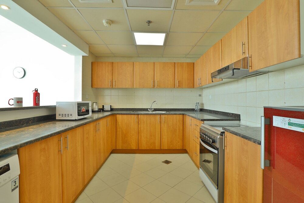 Дубай: OYO Home 263 1BHK Hub canal 1