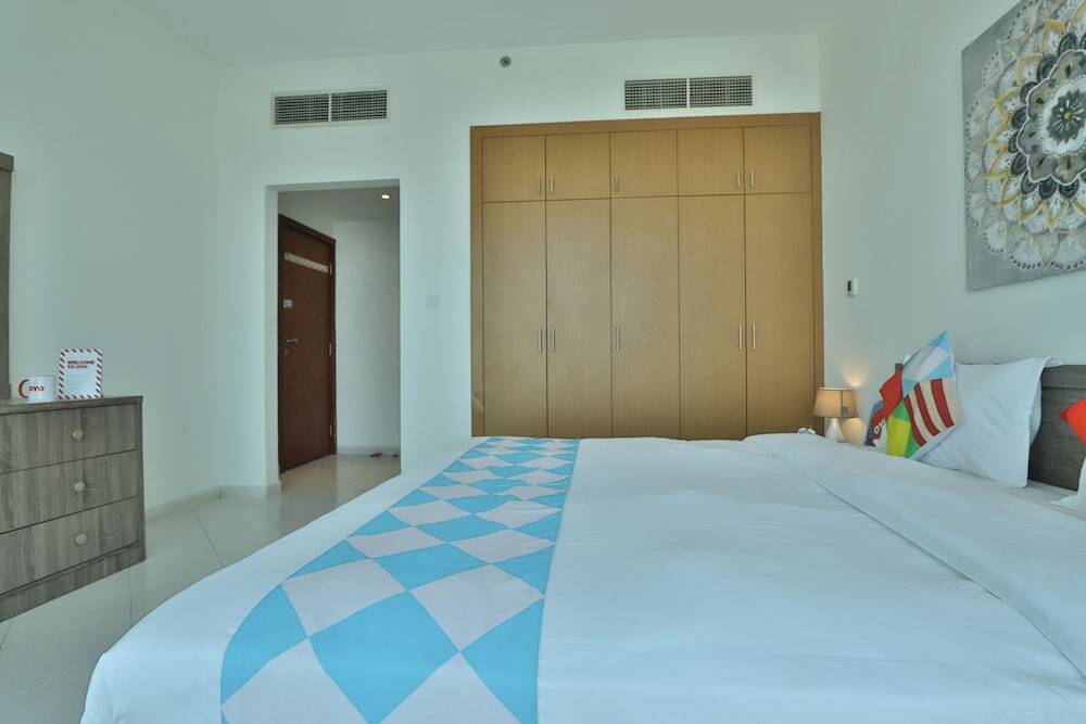 Дубай: OYO Home 263 1BHK Hub canal 1