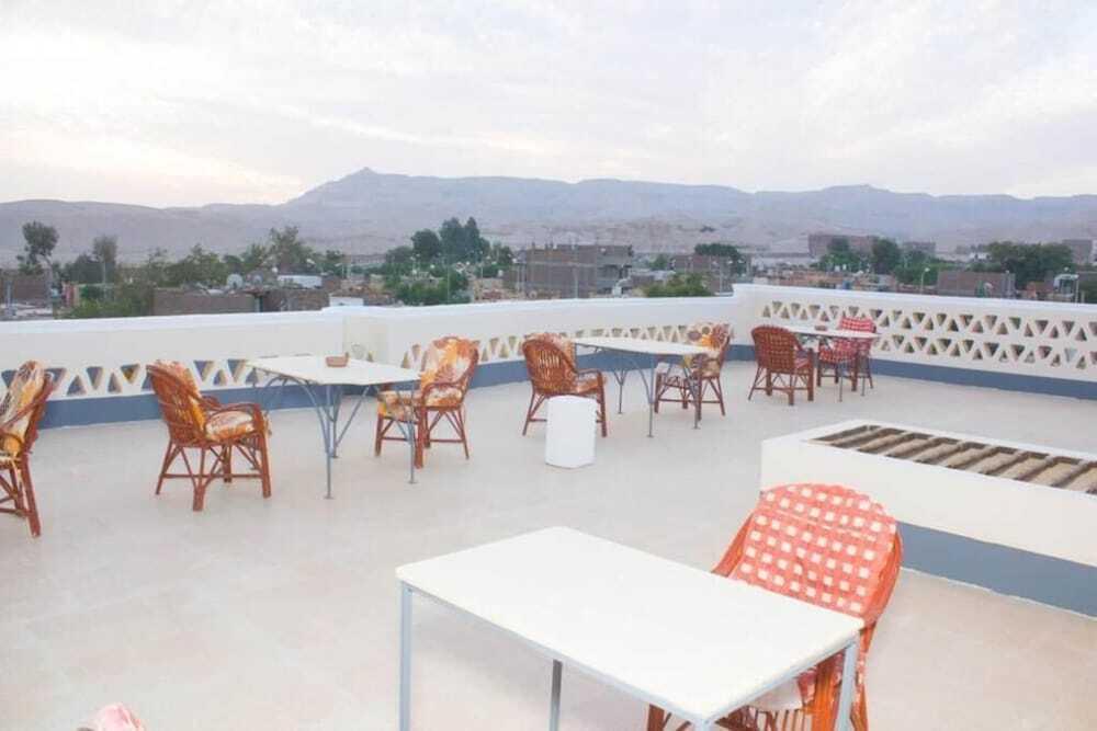 Луксор: Desert Paradise Lodge
