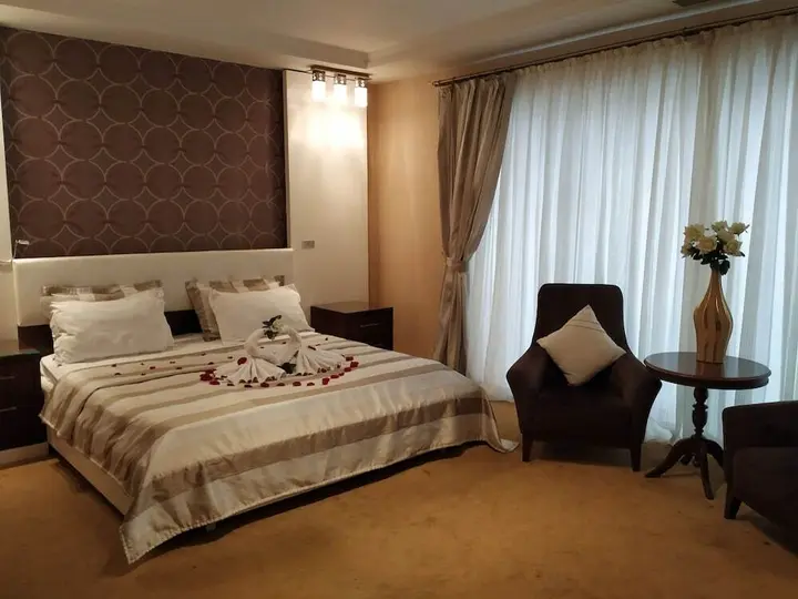Баку: Deluxe Hotel and Spa
