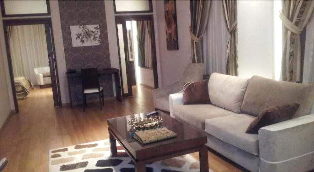 Баку: Deluxe Hotel and Spa