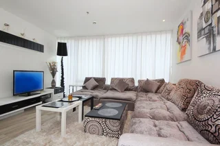 Дубай: Signature Holiday Homes - D1 Tower