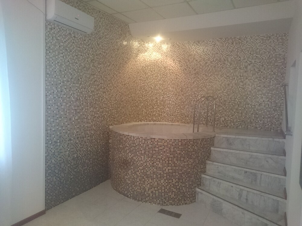 Ереван: No Problem Hotel at Glinka Street