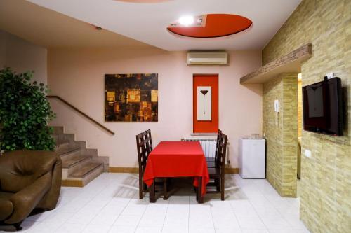Ереван: No Problem Hotel at Glinka Street