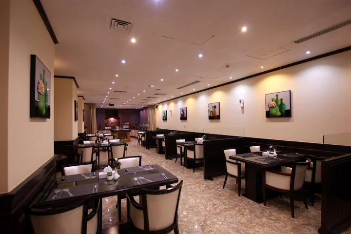 Дубай: Al Khaleej Grand Hotel