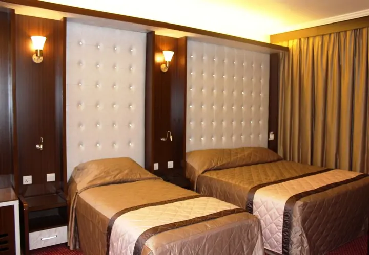 Дубай: Al Khaleej Grand Hotel
