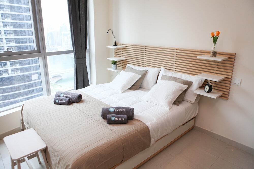 Дубай: Central Tower by Hi Guests Vacation Homes