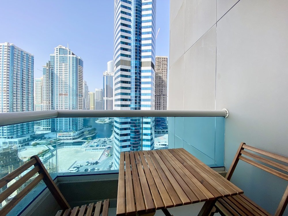 Дубай: Marco Polo - Charming & Vibrant Apartment in JLT