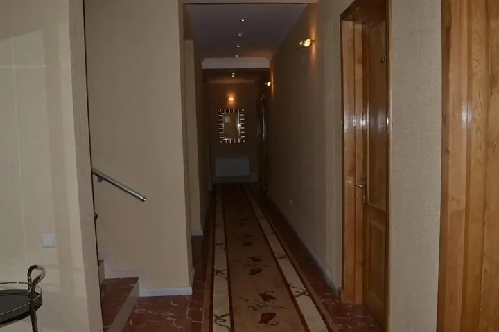 Тбилиси: Hotel Iceberg