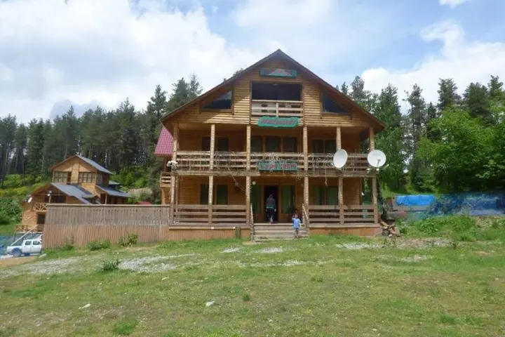 Местиа: Hotel Hatsvali