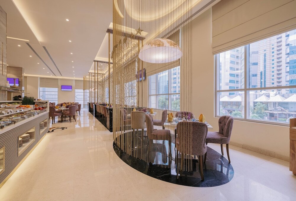 Дубай: Khalidia Palace Hotel Dubai