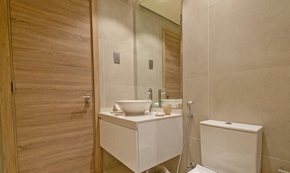 Дубай: LUX The Modern Marina Suite 2 bed