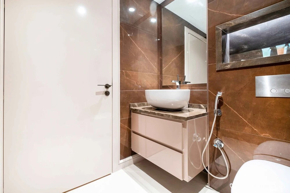 Дубай: LUX The Zaafran Burj Khalifa View Suite