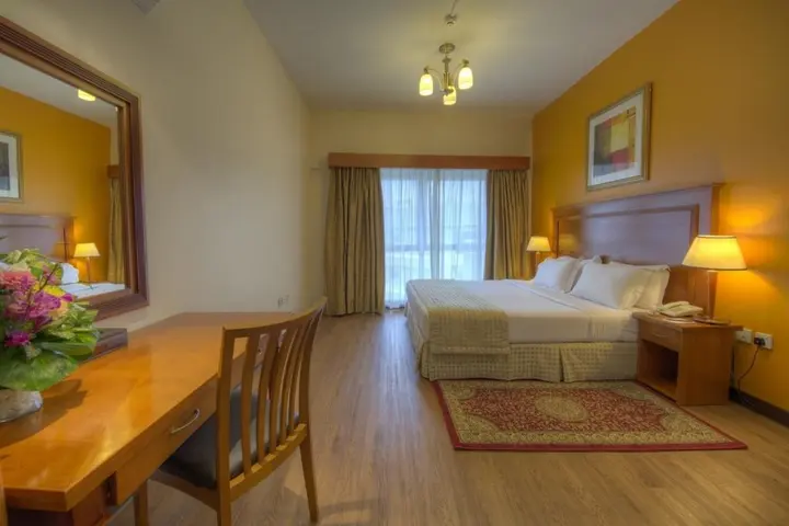 Дубай: Fortune Grand Hotel Apartment