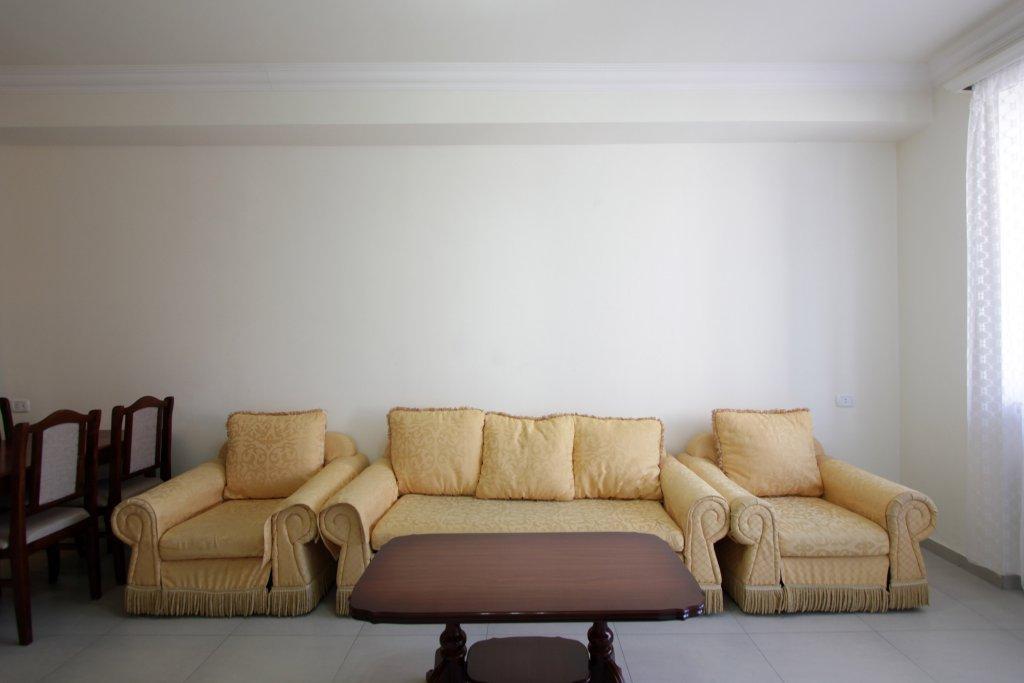 Ереван: FlatsInYerevan - Apartment At Aram