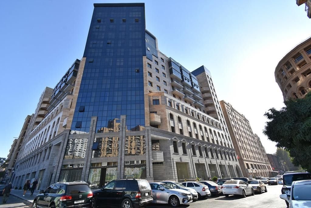 Ереван: FlatsInYerevan - Apartment At Aram