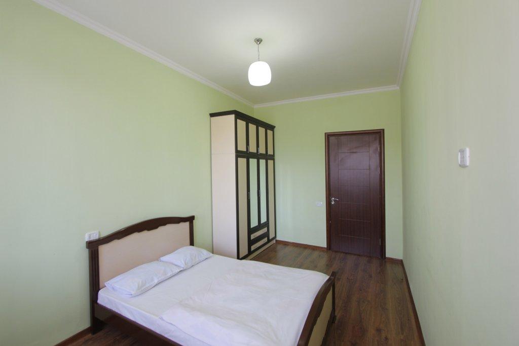 Ереван: FlatsInYerevan - Apartment At Aram