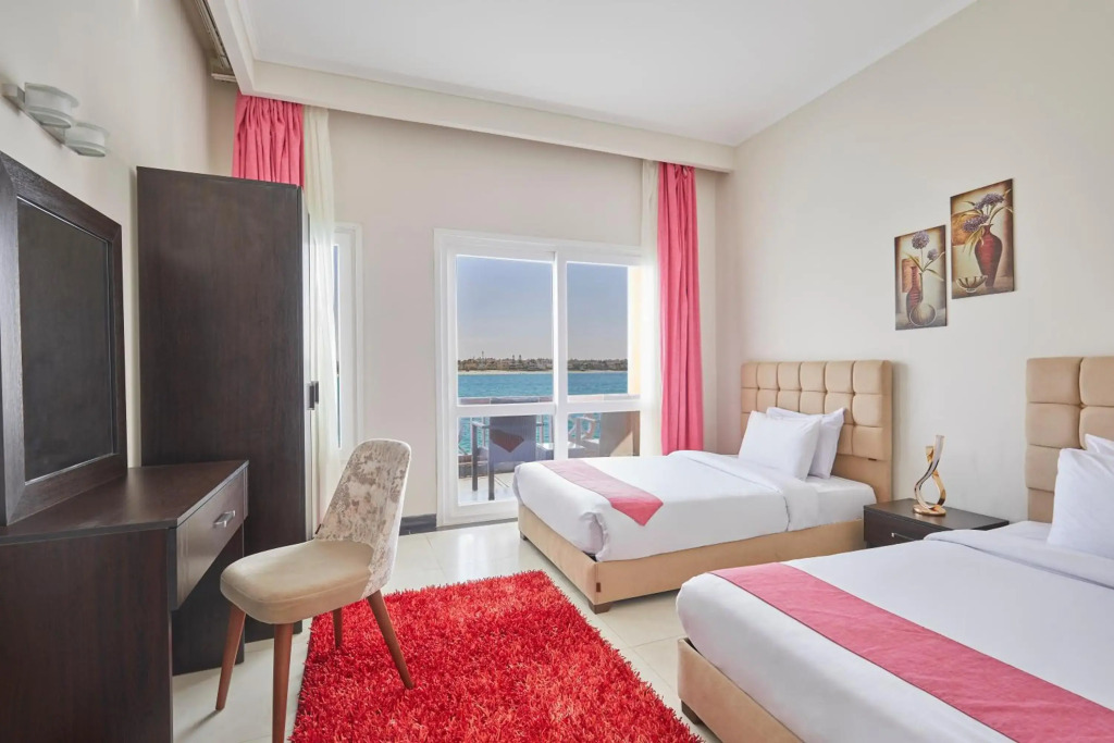 Эль-Аламейн: Golden Ocean Marina Hotel
