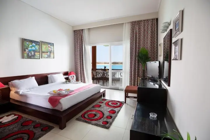 Эль-Аламейн: Golden Ocean Marina Hotel