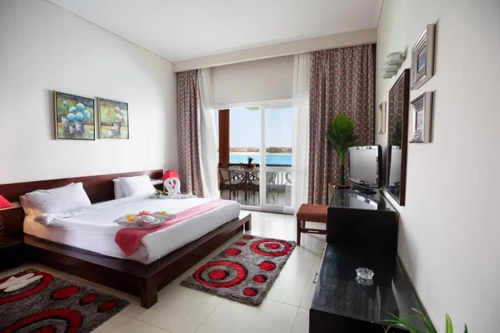 Эль-Аламейн: Golden Ocean Marina Hotel