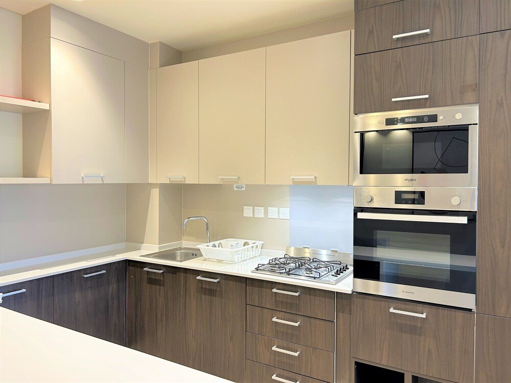 Дубай: Amazing 1bedroom Park View JVC - With Balcony