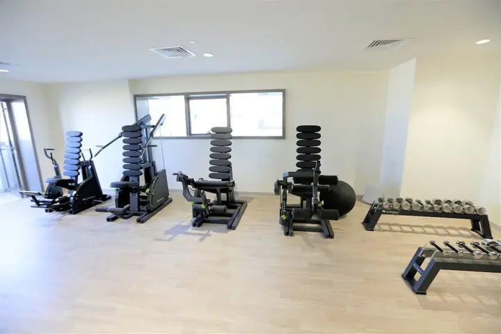 Дубай: Amazing 1bedroom Park View JVC - With Balcony