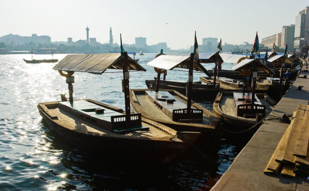 Дубай: Oriental Palace Hotel Apartments