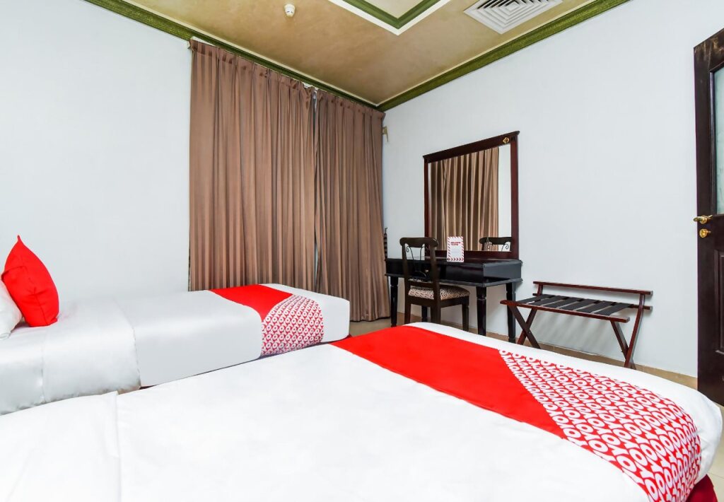 Дубай: Oriental Palace Hotel Apartments