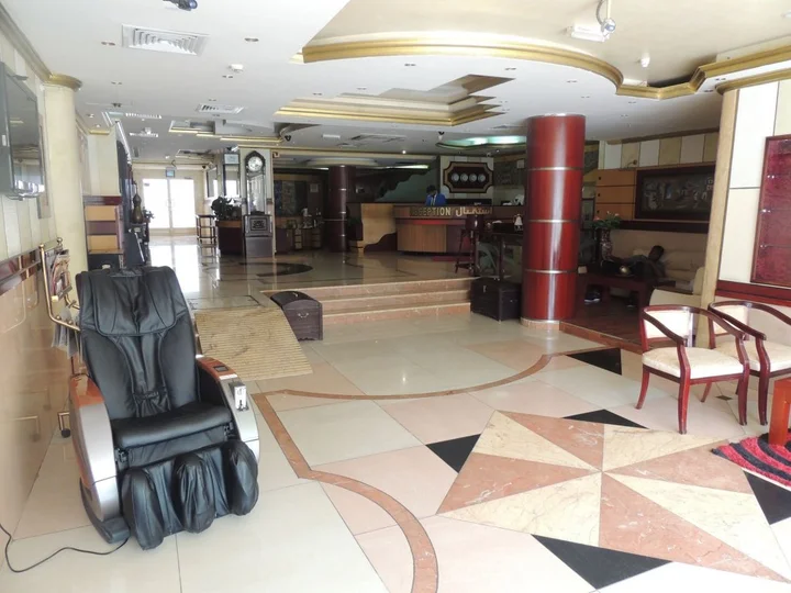 Дубай: Oriental Palace Hotel Apartments