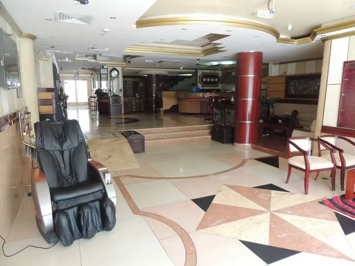 Дубай: Oriental Palace Hotel Apartments