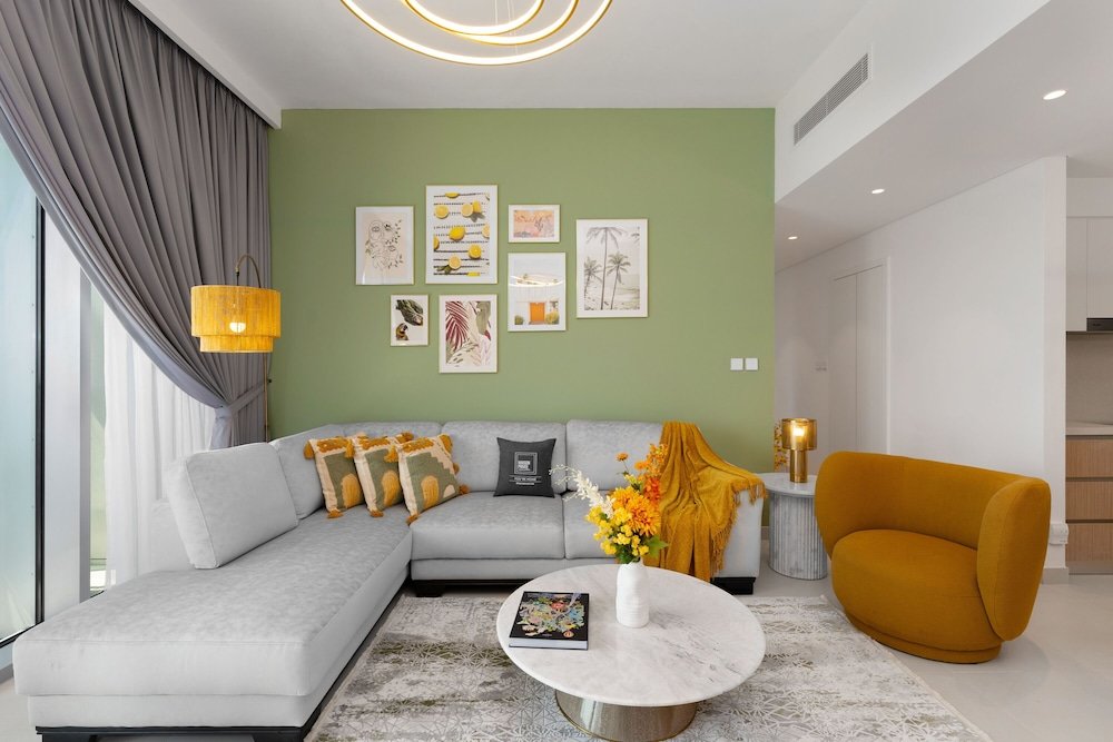 Дубай: Maison Privee - Trendy Apt on the Creek with Superb Dubai Skyline Vw