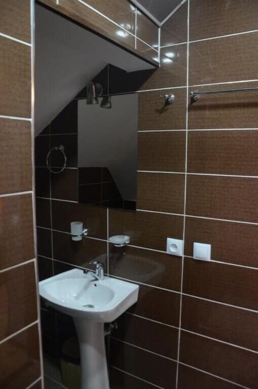 Тбилиси: Hotel Old Villa Metekhi