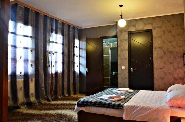 Тбилиси: Hotel Old Villa Metekhi