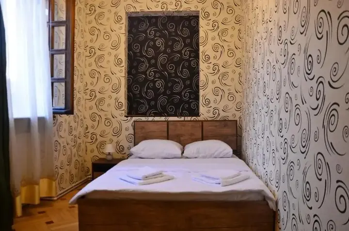 Тбилиси: Hotel Old Villa Metekhi
