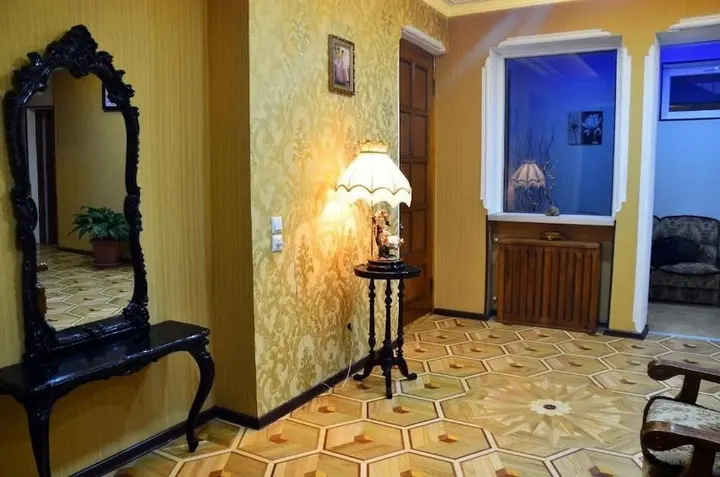 Тбилиси: Hotel Old Villa Metekhi