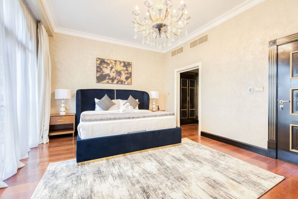 Дубай: Maison Privee - Majestic Resort Villa with Private Pool on The Palm