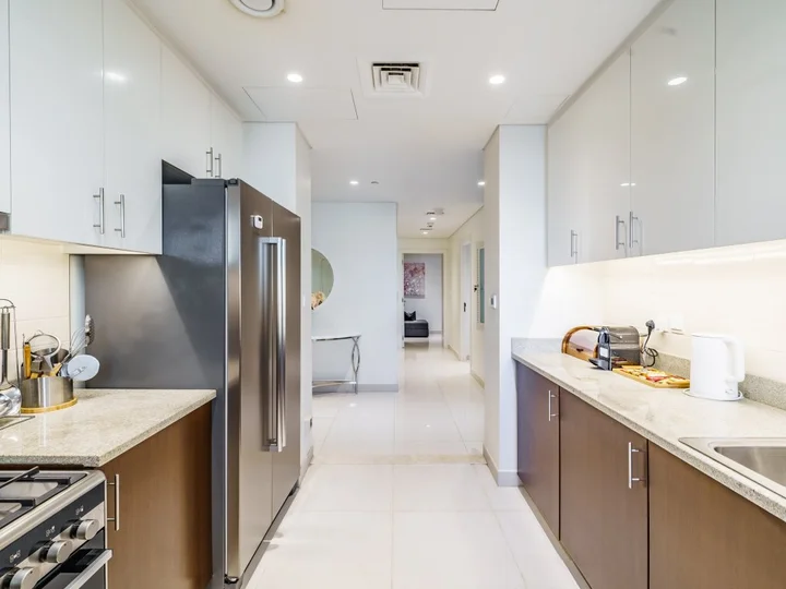 Дубай: Апартаменты Classy 2BR in Boulevard Crescent | Downtown Dubai