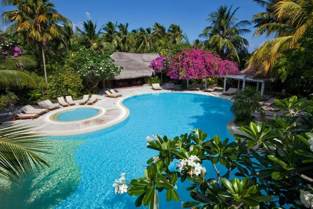 Атолл Алиф-Алиф: Kuramathi Maldives