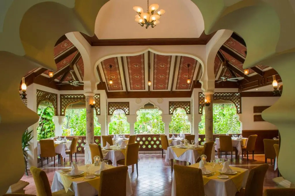Атолл Алиф-Алиф: Kuramathi Maldives