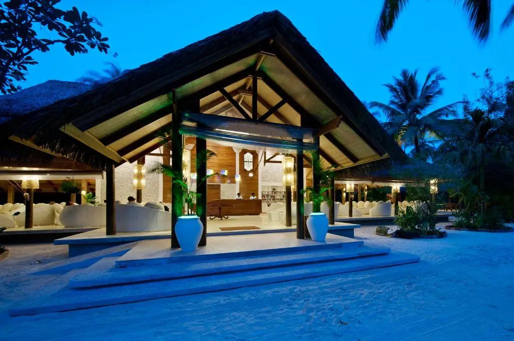 Атолл Алиф-Алиф: Kuramathi Maldives