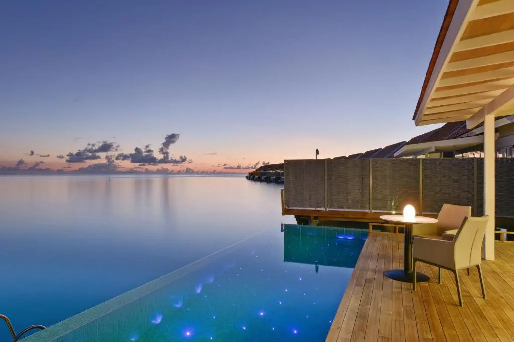 Атолл Алиф-Алиф: Kuramathi Maldives