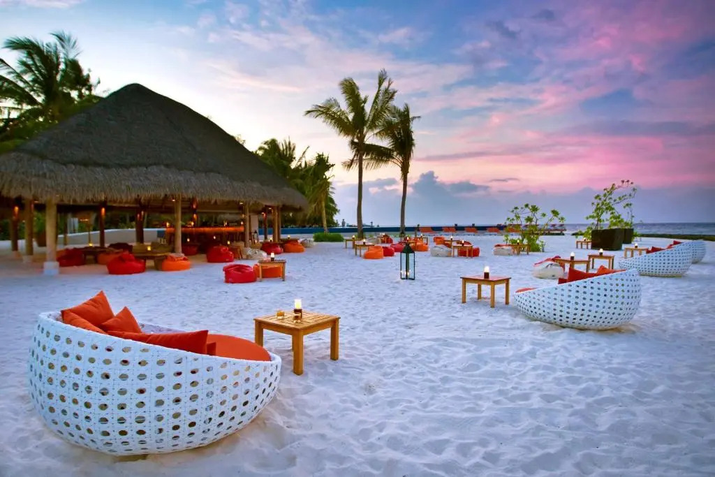 Атолл Алиф-Алиф: Kuramathi Maldives