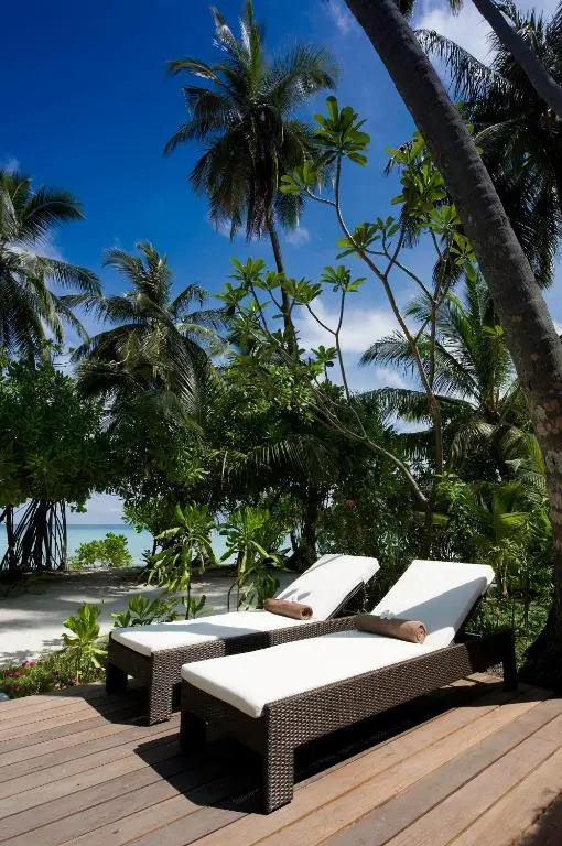 Атолл Алиф-Алиф: Kuramathi Maldives